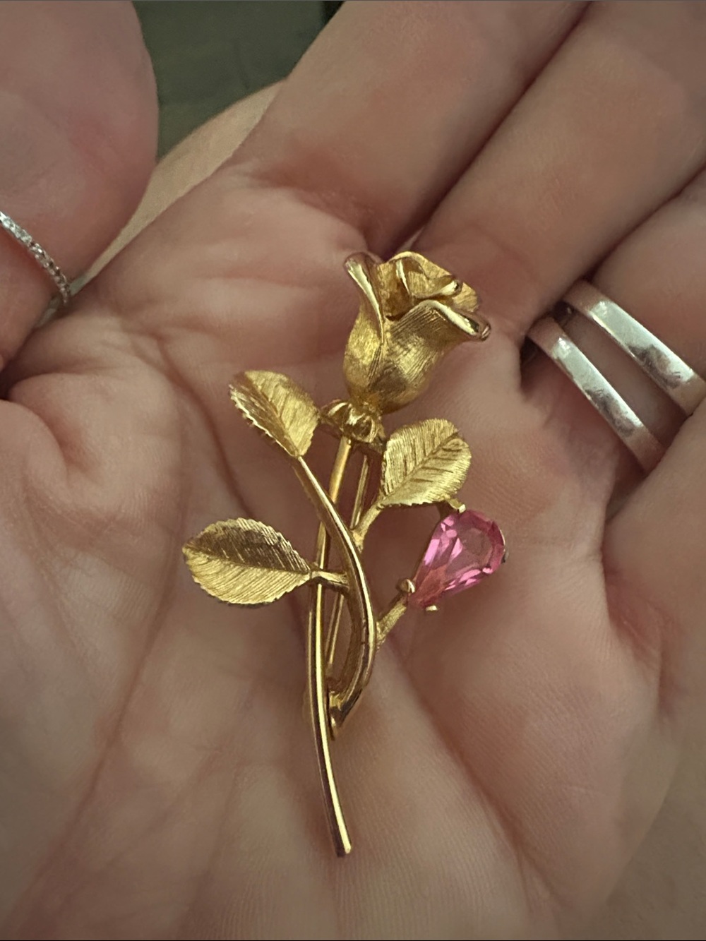 Vintage Avon Gold-Tone Rose Brooch with Pink Teardrop Crystal